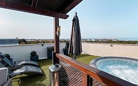 Sunset Deluxe con jacuzzi, piscina y barbacoa